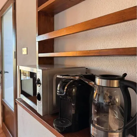 Ampio E Silenzioso Parcheggio Gratuito Apartamento